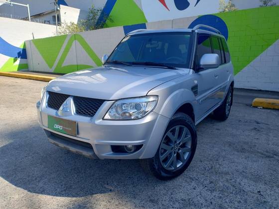 MITSUBISHI PAJERO TR4 2.0 4X2 16V 140CV FLEX 4P AUTOMÁTICO MITSUBISHI PAJERO TR4 2.0 4X2 16V 140CV FLEX 4P AUTOMÁTICO
